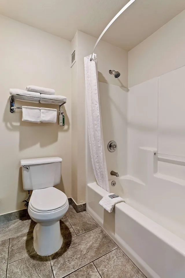 غرفة قياسية بسريرين كوين، Surestay Hotel By Best Western Twin Falls 10/10