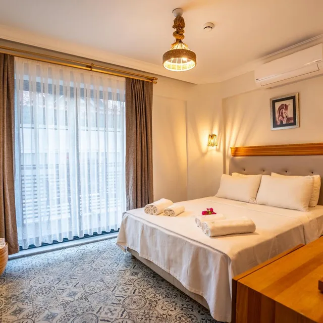 غرفة بسرير مزدوج بشرفة، Dark Station Boutique Hotel 1/6