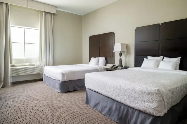 غرفة بزنس بسريرين كوين، Baymont by Wyndham College Station 4/10