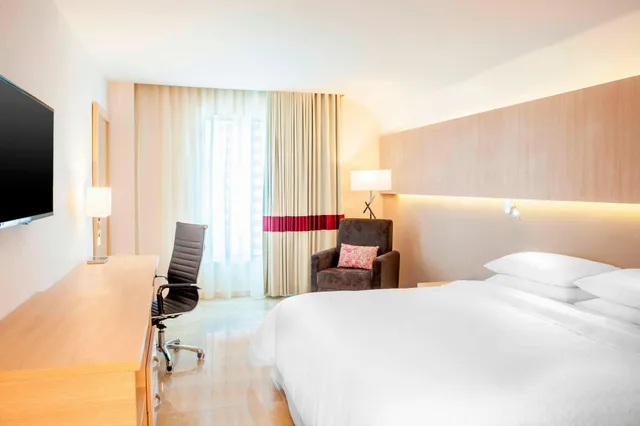غرفة بسرير كينج، Four Points By Sheraton Barranquilla 1/3