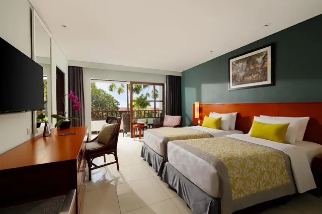 غرفة متصلة بسرير مزدوج وسريرين منفصلين، Bali Dynasty Resort 1/1