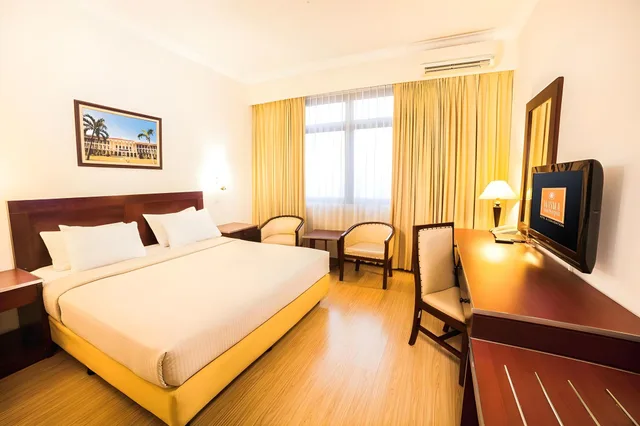 غرفة تنفيذية، Mmugm Hotel 1/3