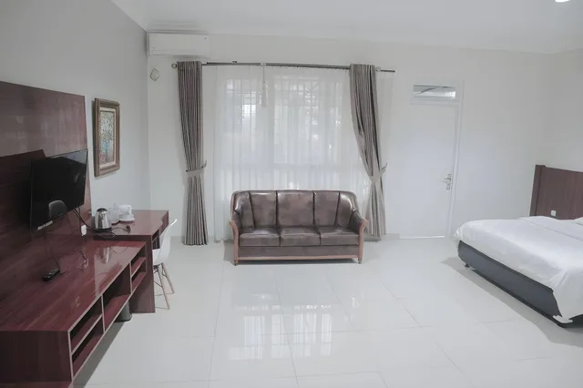 فيلا، Aries Biru Hotel and Villa 1/1