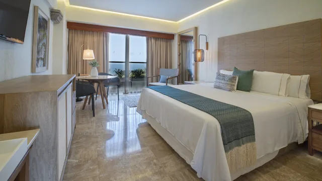 جناح شهر العسل بسرير كينج، Fiesta Americana Puerto Vallarta All Inclusive & Spa 3/8