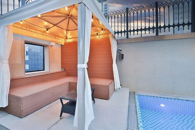 Family Suite, Spa, Prestige, 2 Beds، February Hotel Dongseongro 9/10