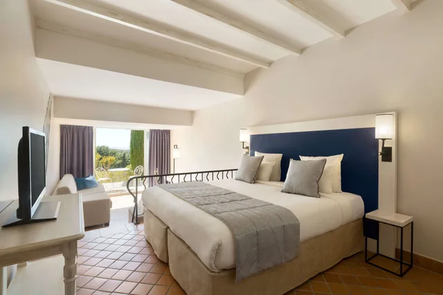 Suite, Queen Bed, Sea View, Sofa, Terrace, Le Fregate Provence 1/5