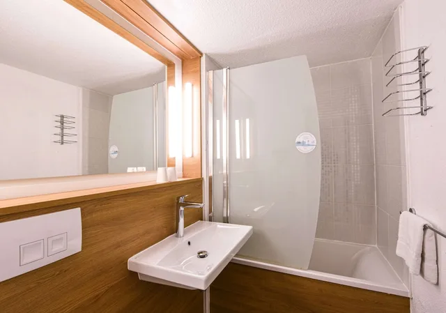 Next Generation, Standard, Twin Beds، KYRIAD VILLENEUVE SAINT GEORGES 5/5