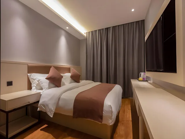 غرفة بسرير مزدوج، GYA Shanghai Long Distance Passenger Terminal Hotel 2/2