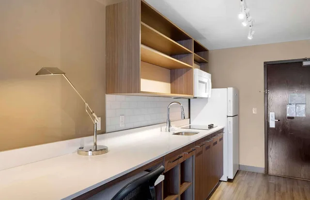 استوديو بسرير كوين لذوي الإعاقة، Extended Stay America Premier Suites - Providence - East Providence 3/3