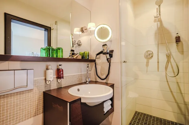 غرفة اقتصادية بسرير كوين، Ritter Durbach Hotel 3/4