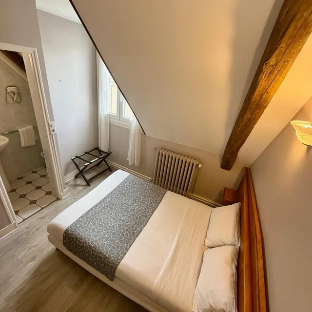 Room, Single, New Hotel Gare Du Nord 1/14
