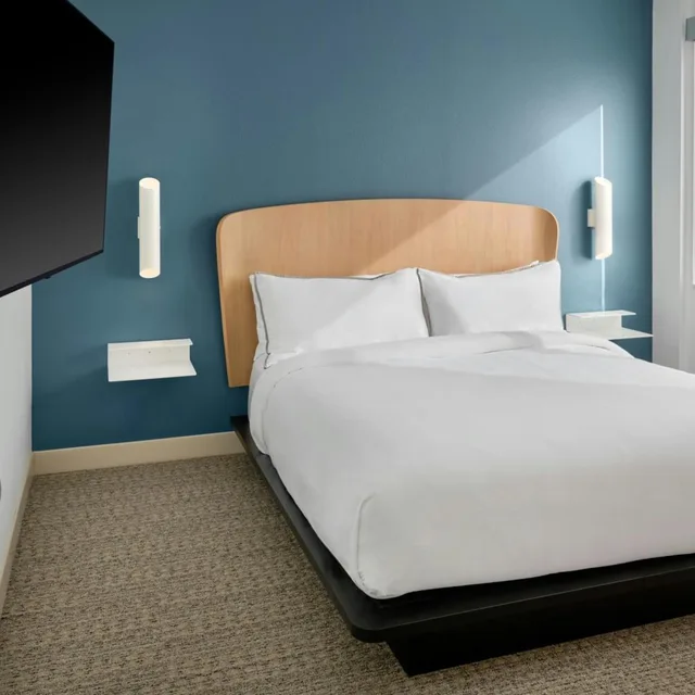 جناح بسرير كينج بغرفة نوم واحدة مع أريكة، Element by Marriott Branson 2/6