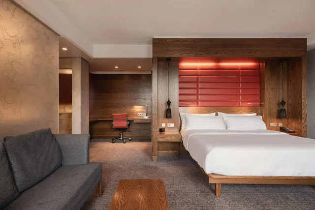 جناح عائلي، Hilton The Hague 2/7
