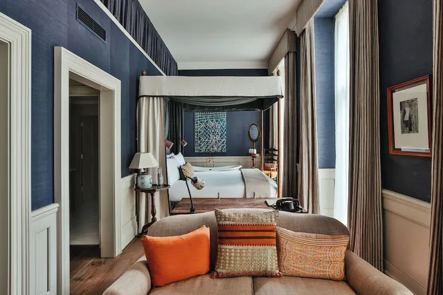 جناح بسرير كينج بشرفة، GRANGE BLOOMS HOTEL 4/8