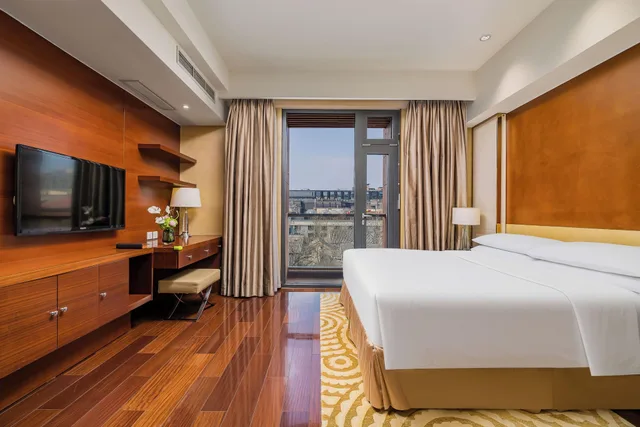 شقة حصرية عائلية بثلاثة أسرّة بغرفة نوم واحدة، The Imperial Mansion, Beijing Marriott Executive Apartments 1/4