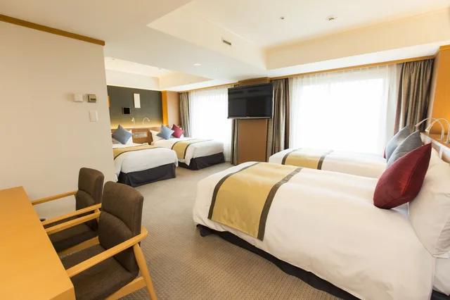 Moderate, Quadruple, Twin Beds, West Wing، Narita Tobu Hotel Airport 1/4