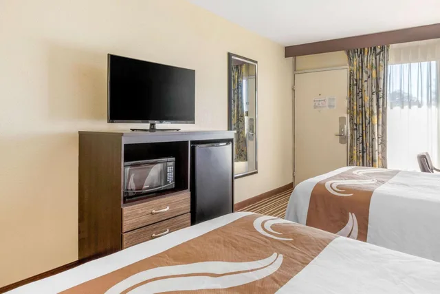 غرفة رباعية لذوي الإعاقة، Motel6 Charlotte, NC – Airport South 6/10