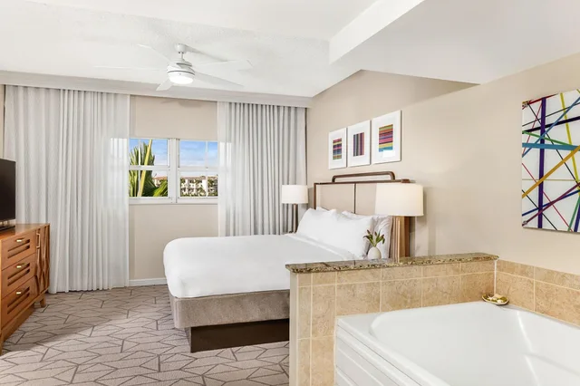 فيلا بإطلالة على البحيرة، Marriott's Villas At Doral 4/4