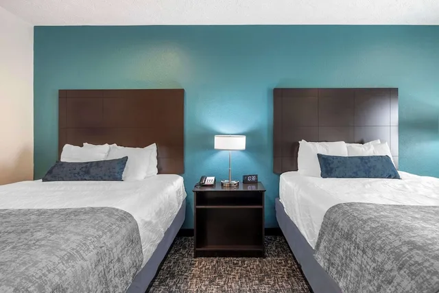 غرفة قياسية بسريرين كوين لذوي الإعاقة، Best Western Plus Owensboro 2/9