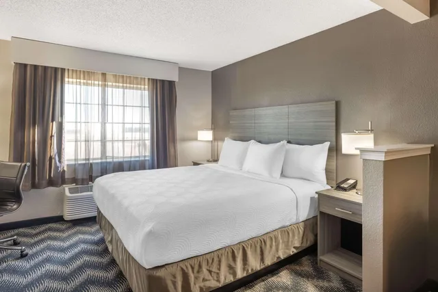 جناح بسرير كينج، Country Inn & Suites by Radisson, Bolingbrook - Romeoville, I-55 1/3