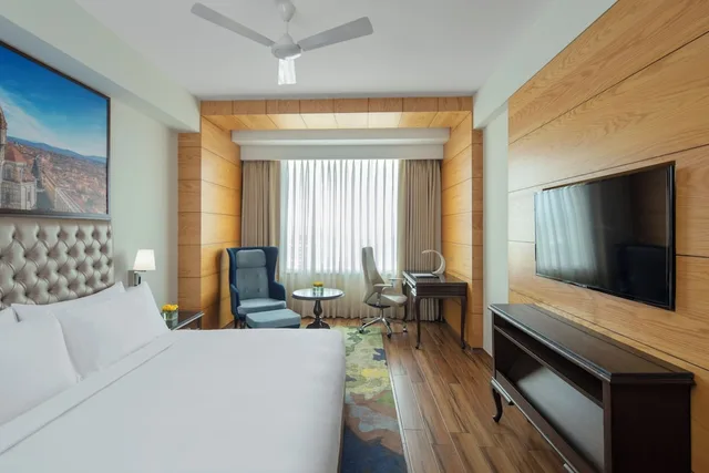 غرفة سوبيريور بسريرين منفصلين، Radisson Chandigarh Zirakpur 1/6
