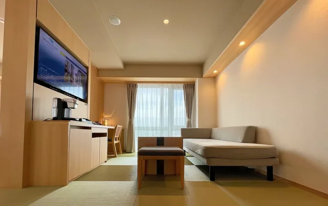 جناح بسريرين مزدوجين مع أريكة، Henn na Hotel Premier Kyoto Gojo Karasuma 4/9