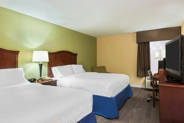 غرفة بسريرين كوين، Hampton Inn Raleigh/Cary 4/5
