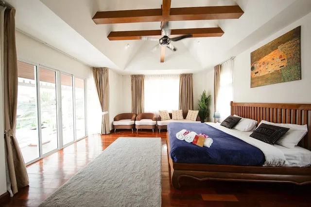 فيلا عائلية بسريرين كينج بإطلالة على المسبح بـ6 غرف نوم بمسبح خاص، Paradise Pool Villa Pattaya in Tropicana Village (ex VIP Villas Pattaya Tropicana Jomtien Beach) 7/10
