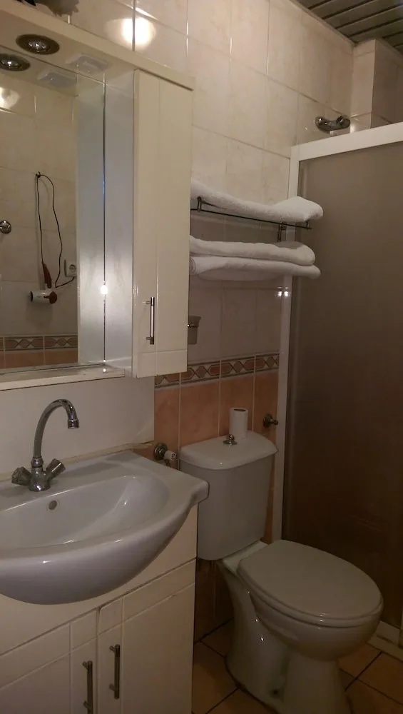 غرفة قياسية بسرير مزدوج، Mevlana Otel 1/1