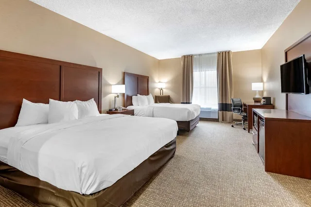 غرفة بسريرين كوين لذوي الإعاقة، Comfort Inn Louisville Southwest 1/5
