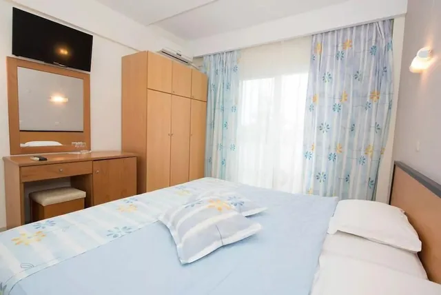 Economy, Garden View, Maranton Beach Hotel 2/4