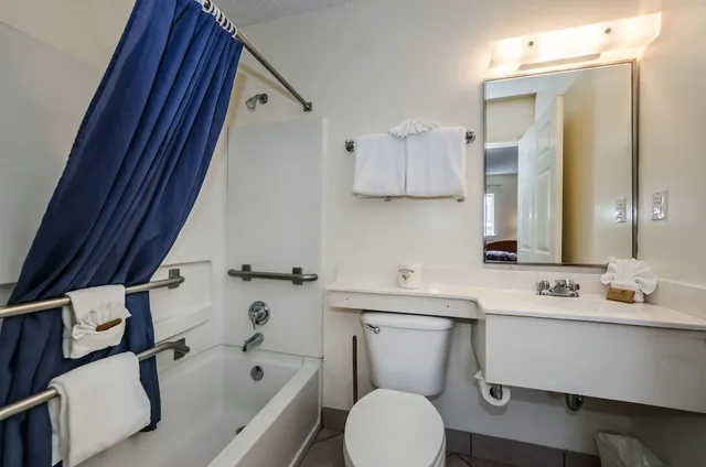 غرفة قياسية بسريرين مزدوجين بمطبخ للمدخنين، Suburban Extended Stay Clearwater 3/3