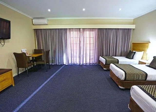 جناح بسرير كوين وسريرين منفصلين، Quality Hotel Melbourne Airport 3/3