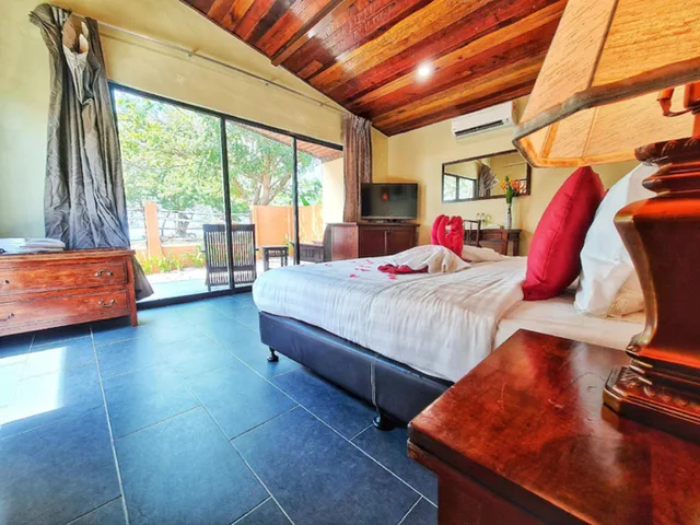 Private, Villa, Beach Front، Coconut Beach Villa Langkawi 1/3