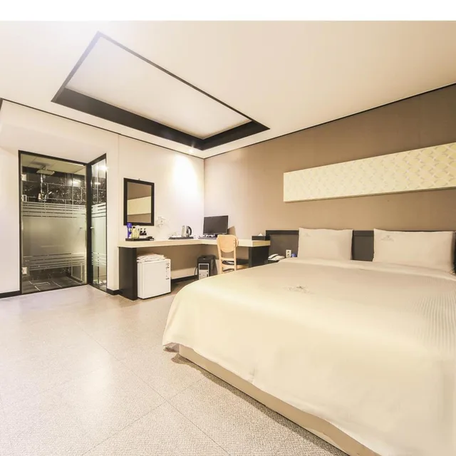 غرفة قياسية بسرير مزدوج، Elysee Hotel 4/10