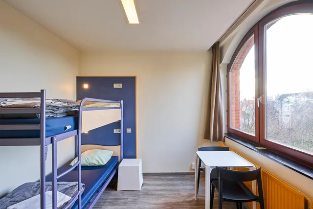 Economy, Twin Beds, 2 Bunk Beds, Generation Europe Youth Hostel 1/1