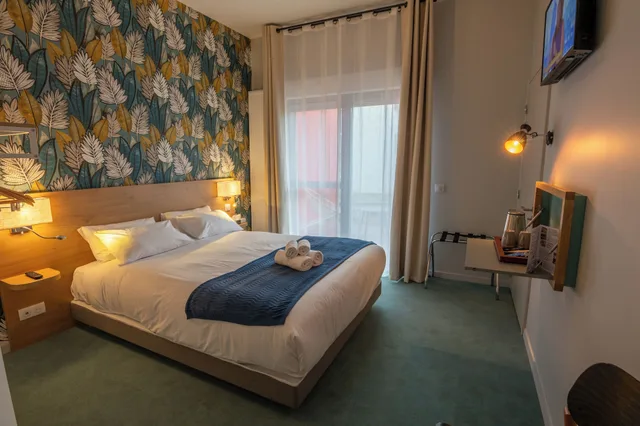 غرفة كومفورت بسرير كينج لذوي الإعاقة، The Originals City, Ara Hotel, Landerneau 1/4