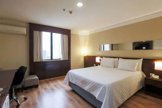 Luxo Cama Casal، Transamerica Executive Congonhas 1/3