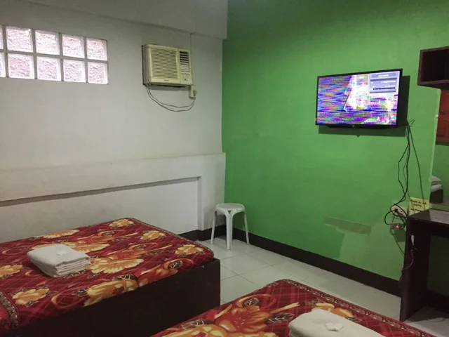 غرفة عائلية رباعية بسريرين مزدوجين، Antonios Pension House 1/2