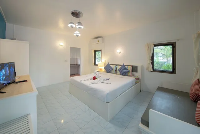 بنغل ديلوكس بسرير كوين وسرير فردي، Bay Beach Resort 4/6