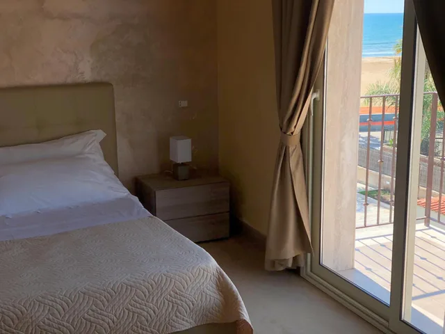Deluxe, Double Bed, Side Sea View، Hotel Riviera Palace 3/6