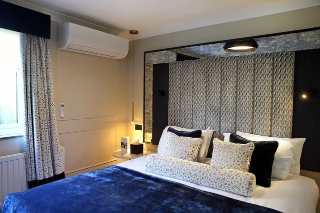 غرفة تنفيذية بسريرين منفصلين، Denham Grove 1/3