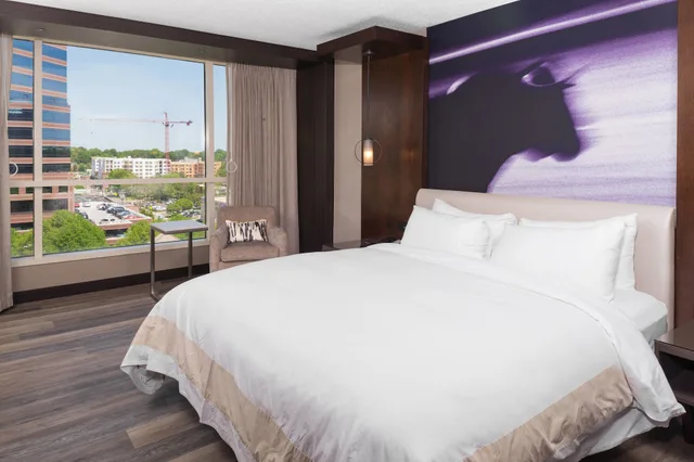 غرفة بسرير كينج، Durham Marriott City Center 3/20