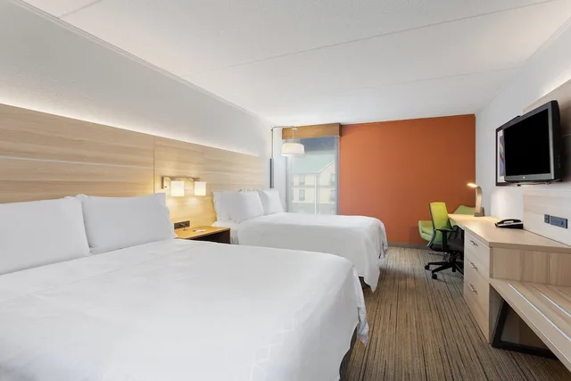 غرفة قياسية بسريرين كوين، Holiday Inn Express Hopewell - Fort Lee Area, an IHG Hotel 1/7