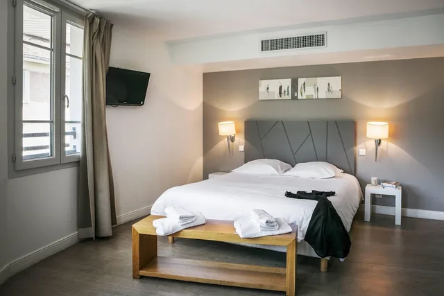 استوديو بسرير كوين، Comfort Aparthotel Lourdes Lorda 1/5