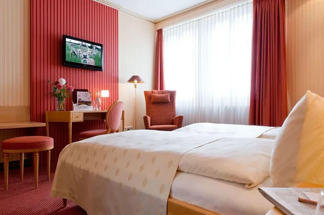 غرفة كلاسيكية بسرير مزدوج، Romantik Hotel Markusturm 1/8