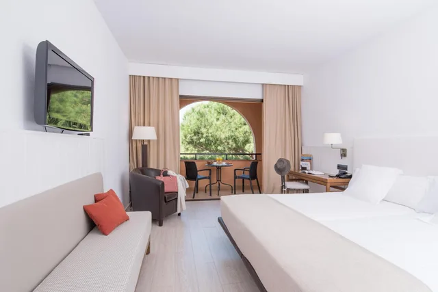 غرفة مفردة بشرفة، La Costa Golf and Beach Resort 2/6