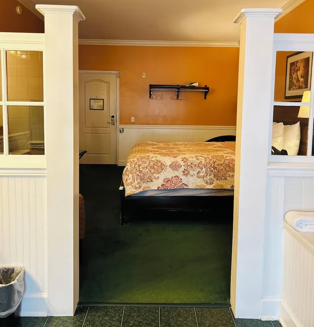 غرفة قياسية بسرير كوين، County Clare Irish Inn & Pub 1/1