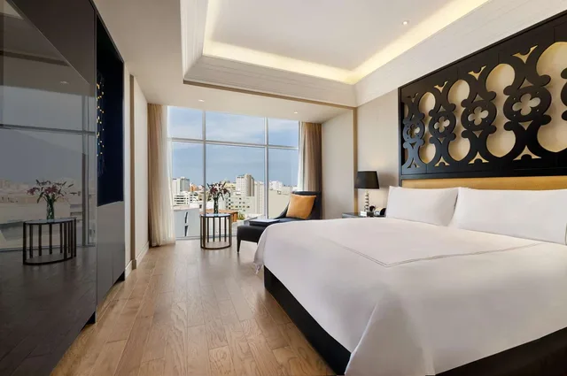 1 Bedroom, Suite, King Bed, Executive Level، Hilton Lima Miraflores 1/6