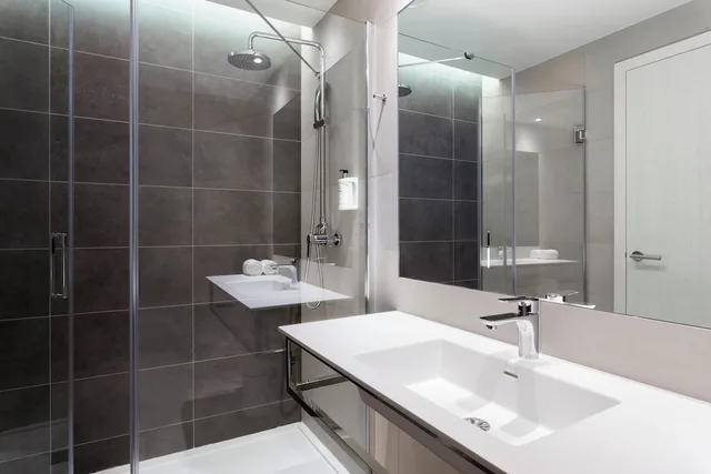 غرفة عائلية بسرير مزدوج وسرير فردي، B&B HOTEL Lisboa Montijo 4/4